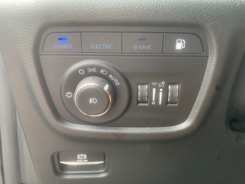 Used 2022 Brown Jeep Summit 4xe image 18