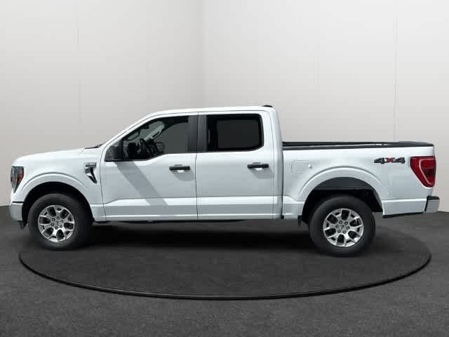 Used 2023 Oxford White Ford XLT image 3
