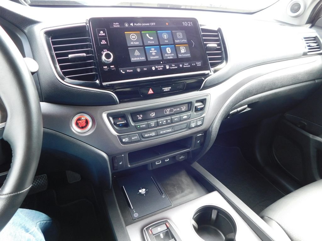 Used 2025 White Honda RTL image 39