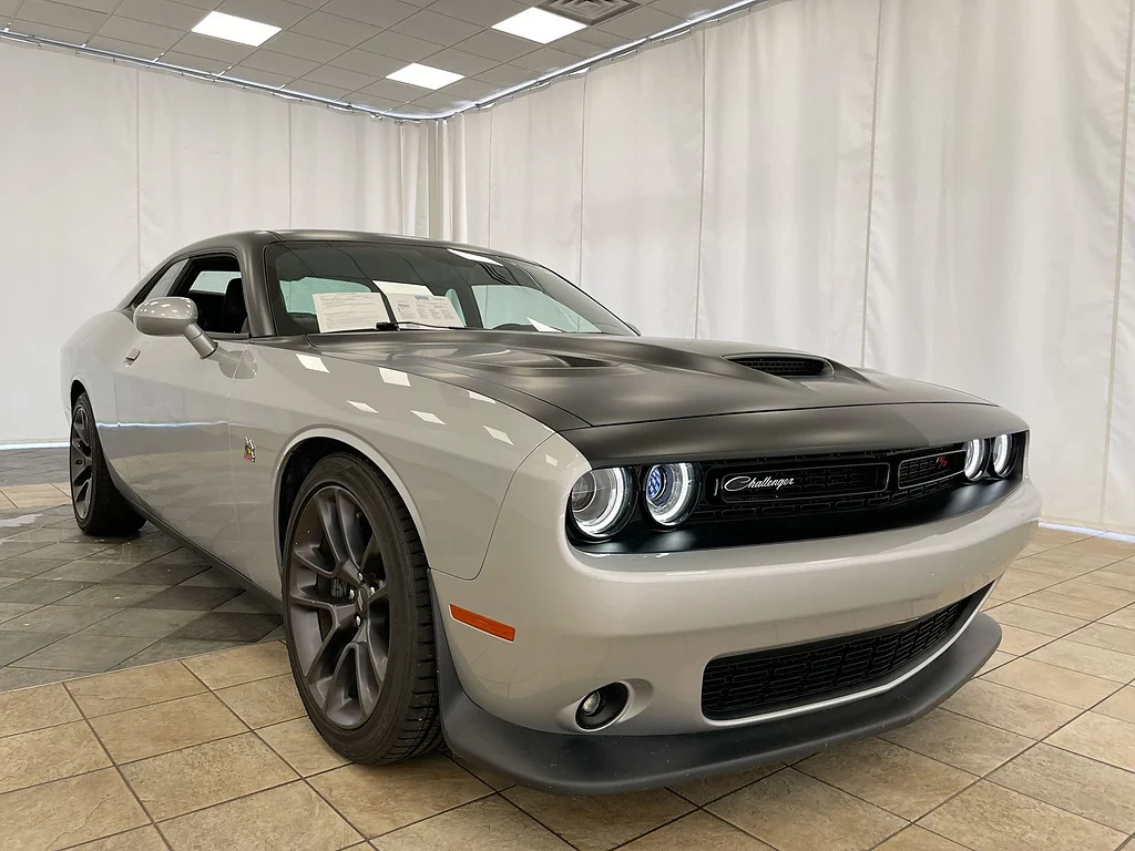 Used 2023 Triple Nickel Clear Coat Dodge R/T Scat Pack image 36