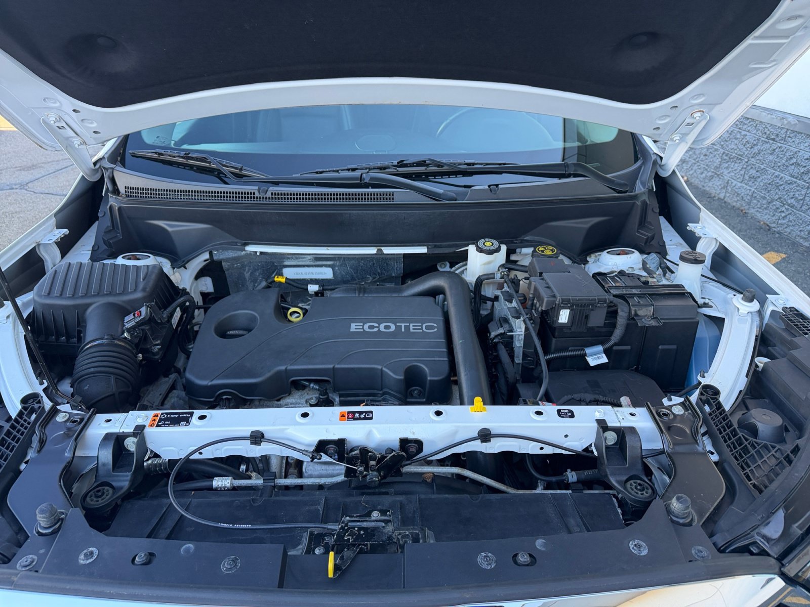 Used 2022 Summit White GMC SLT image 6