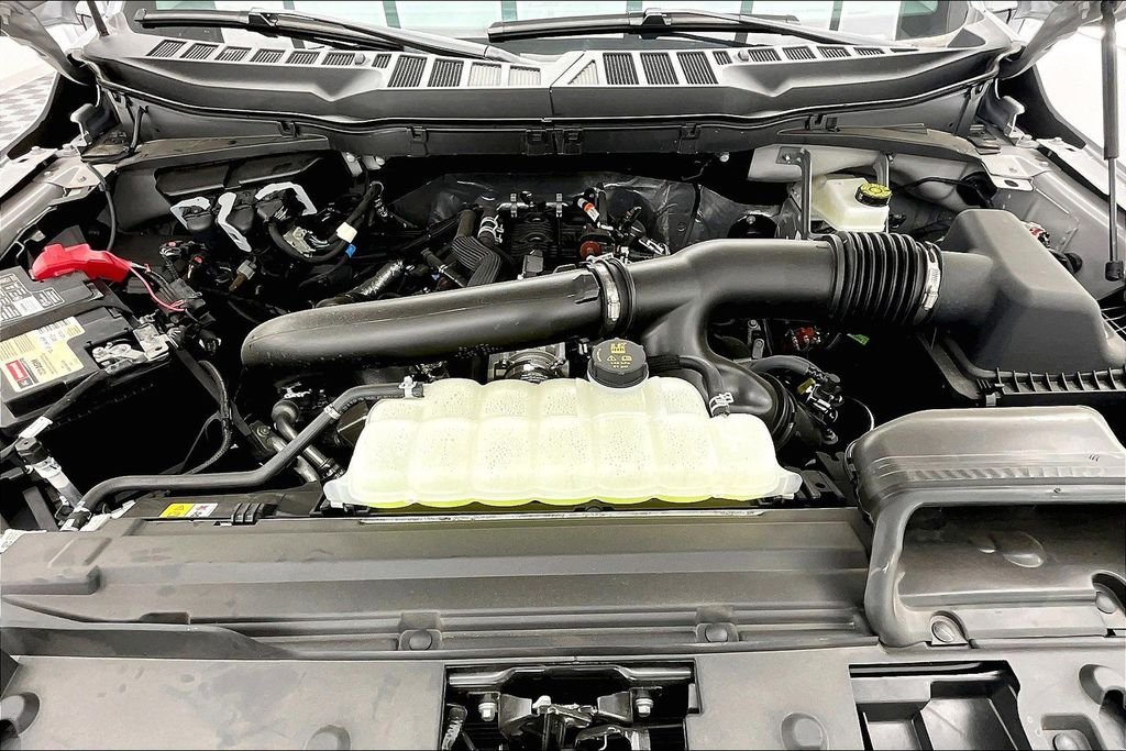 2025 Ford F-150 XLT - Photo 11