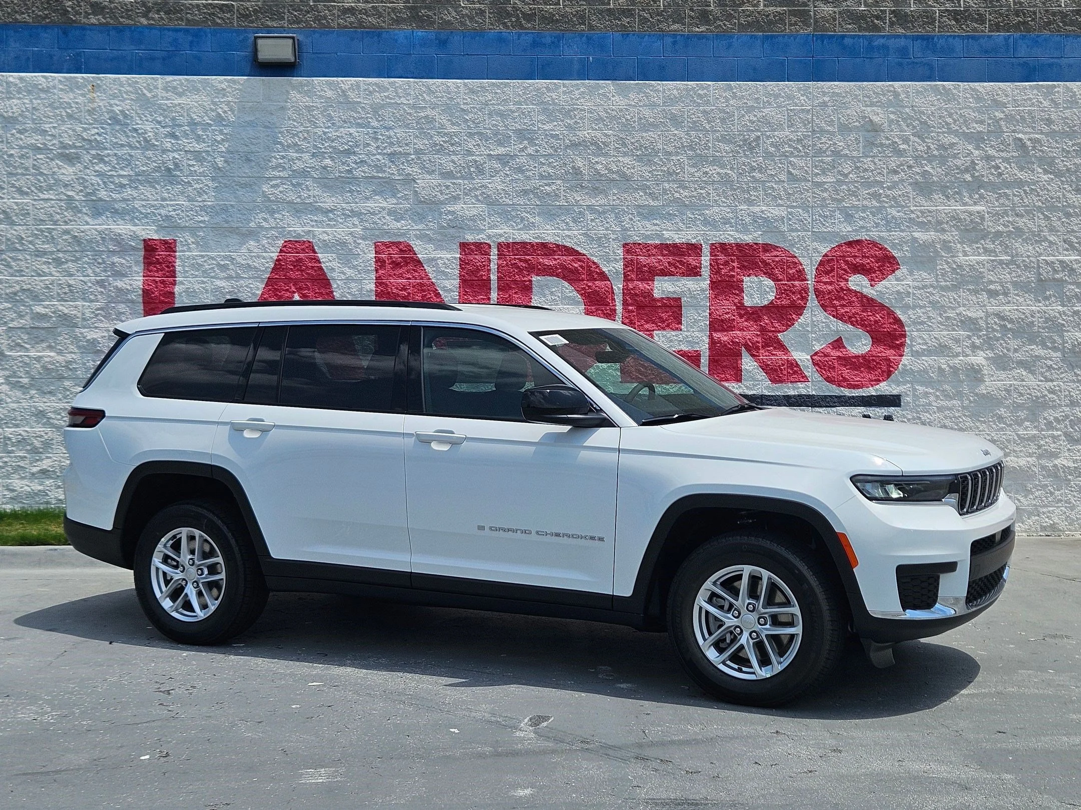 2026 Jeep Grand Cherokee L Laredo