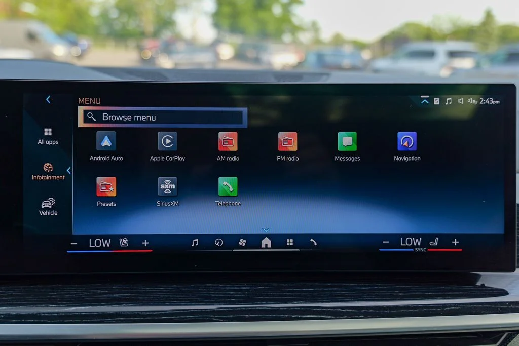 Used 2024 Brooklyn Gray Metallic BMW xDrive40i image 64