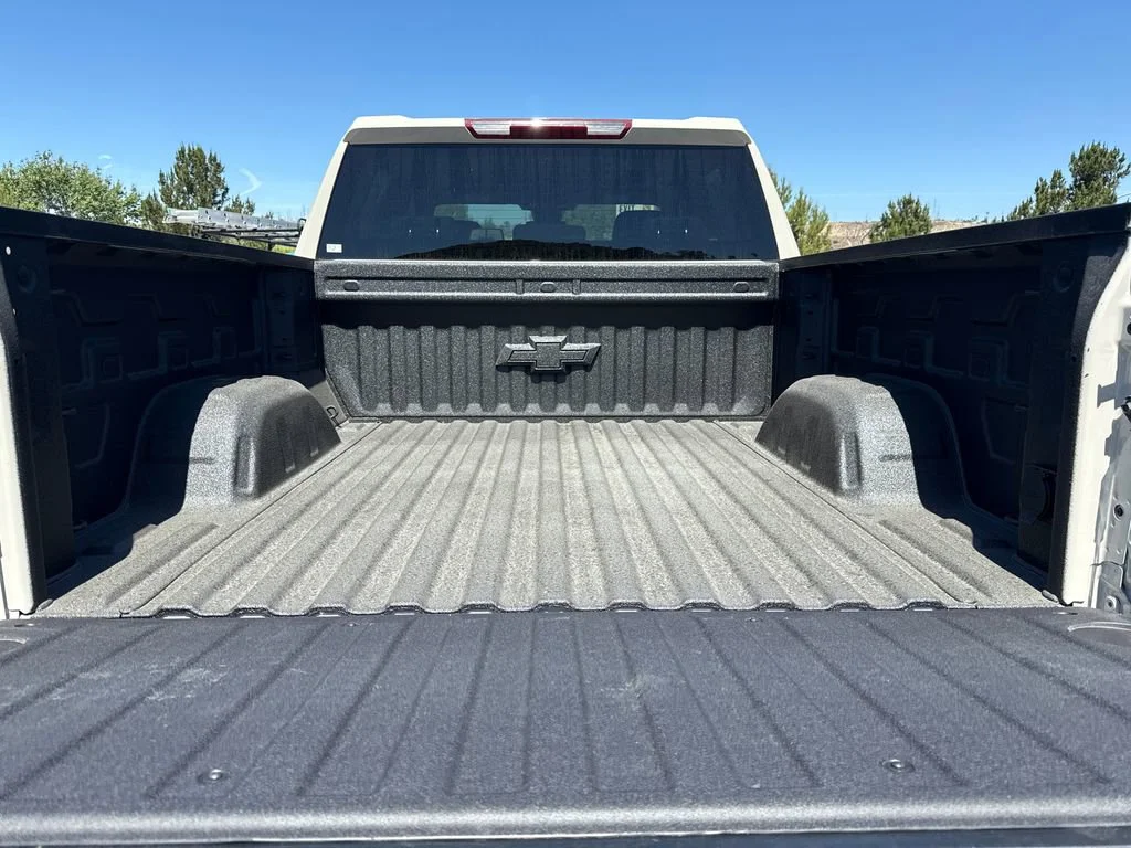 New 2026 White Sands Chevrolet RST image 8