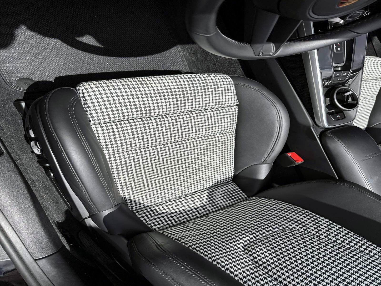 Used 2025 Black Porsche Turbo image 15