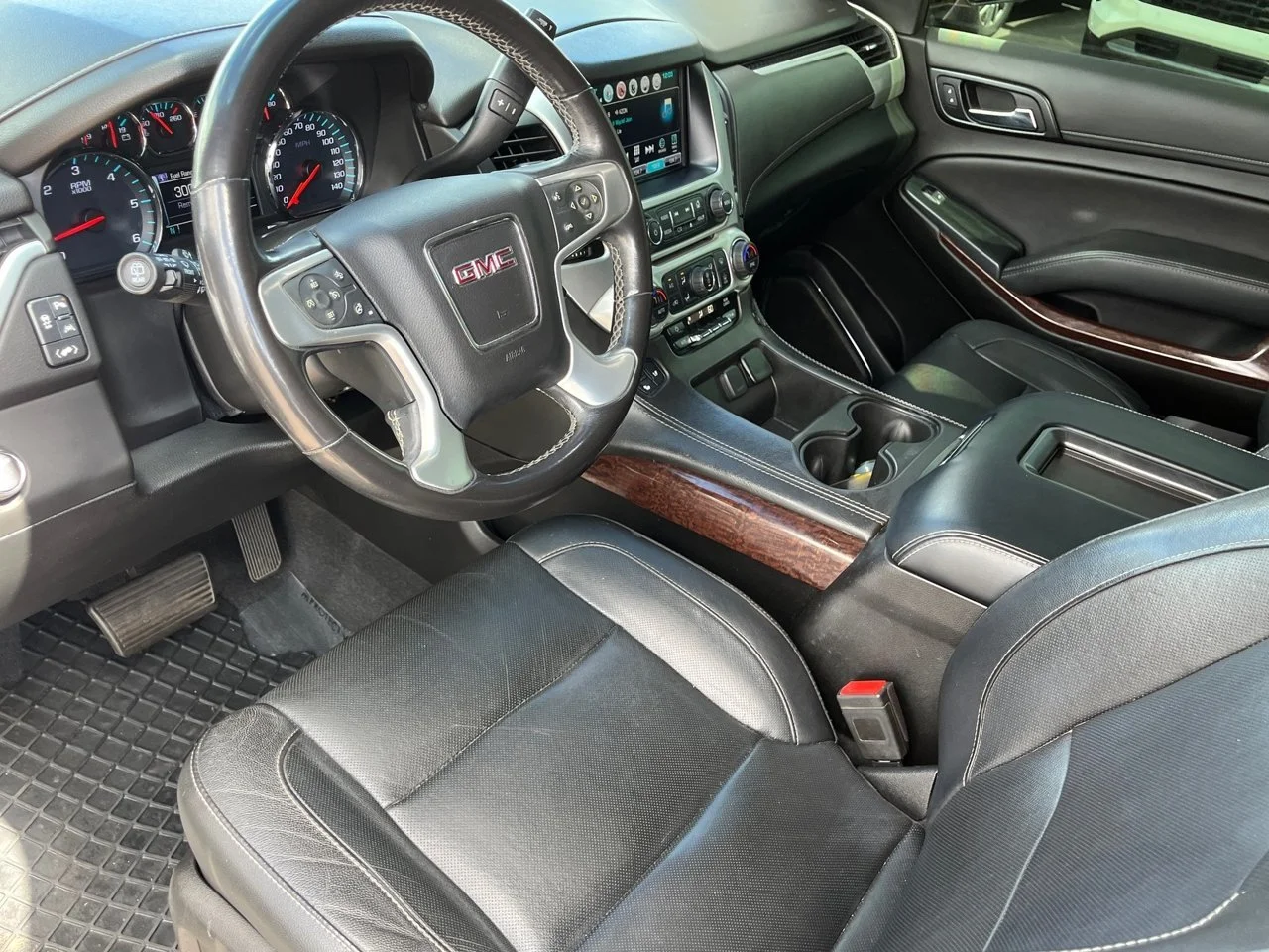 Used 2020 Onyx Black GMC SLT image 16