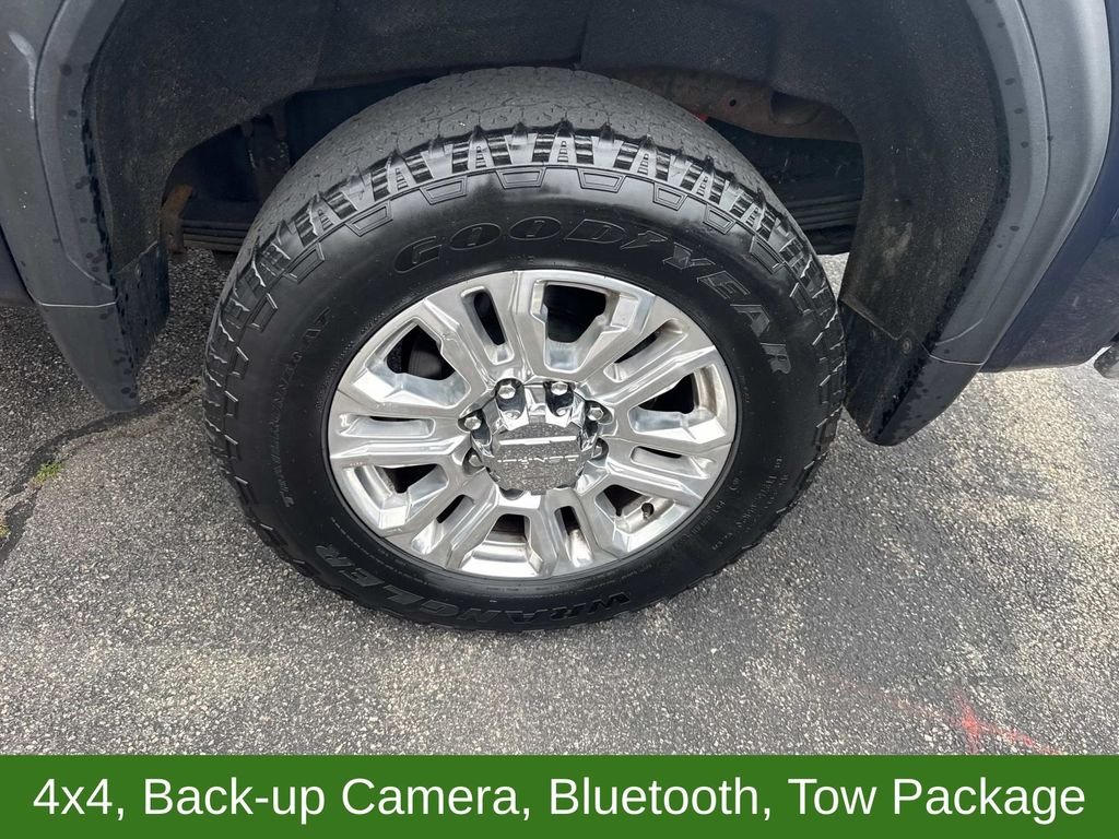 Used 2020 Blue GMC SLE image 12