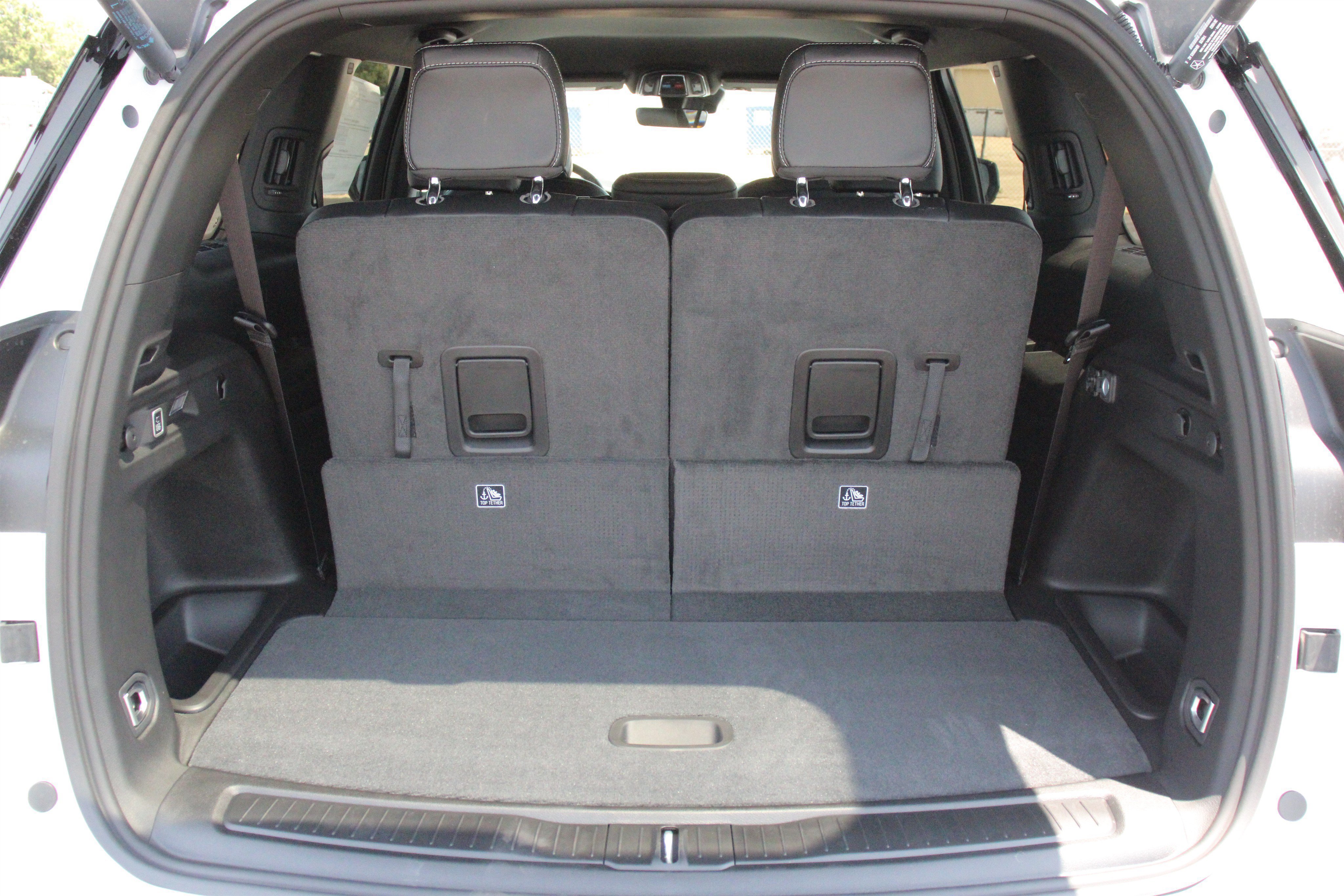 New 2026 Bright White Clearcoat Jeep Laredo Altitude image 28