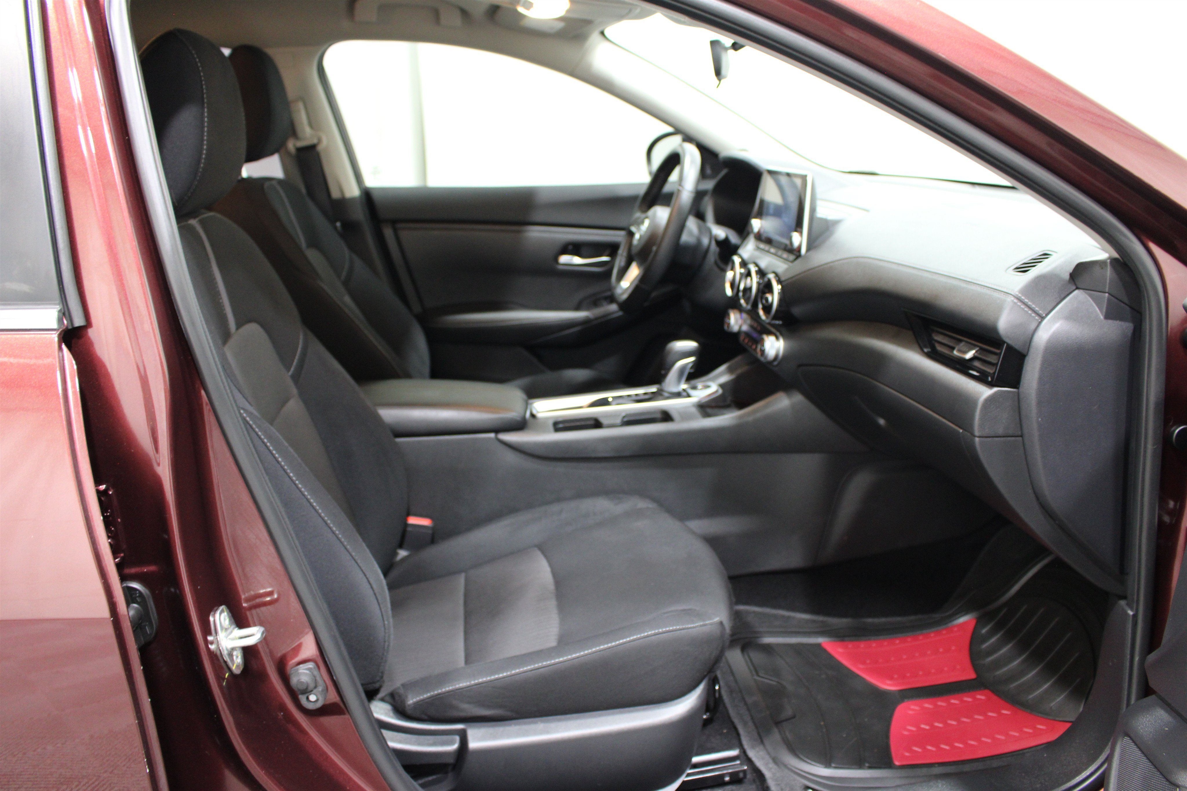 Used 2023 Rosewood Metallic Nissan SV image 23