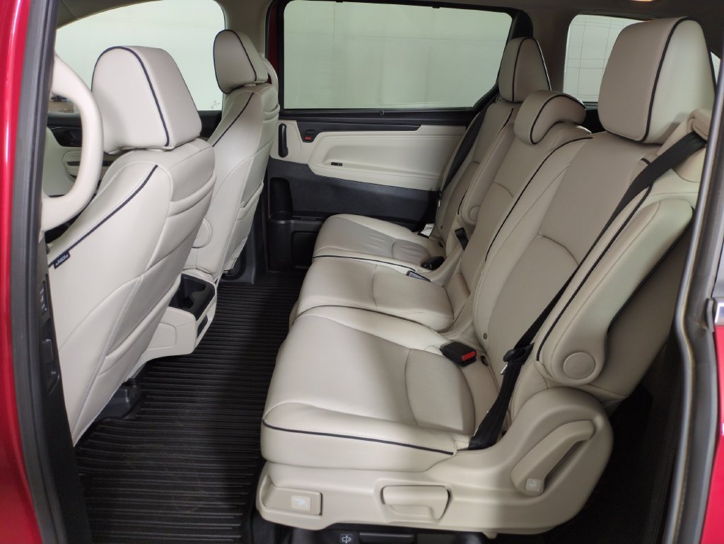 2025 Honda Odyssey Touring - Photo 32