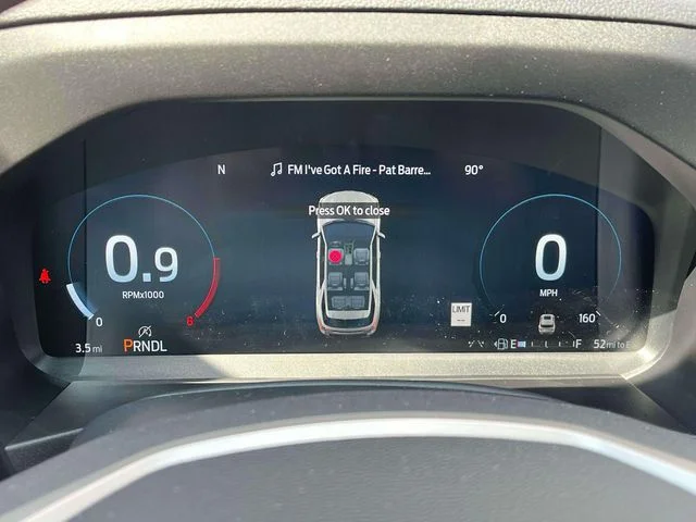 New 2027 Avalanche Gray Ford Active image 33