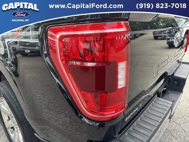 Used 2022 Black Ford XLT image 15