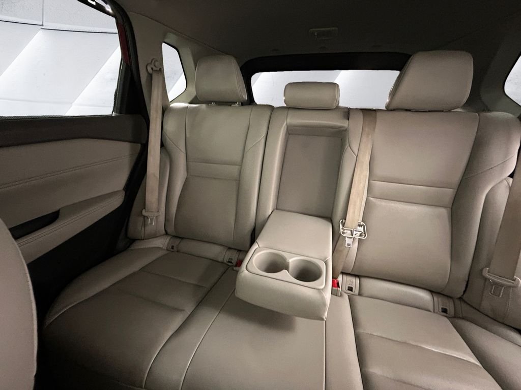 Used 2023 Red Nissan SL image 18