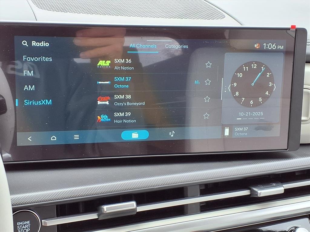 2026 Hyundai Santa Fe SE - Photo 10