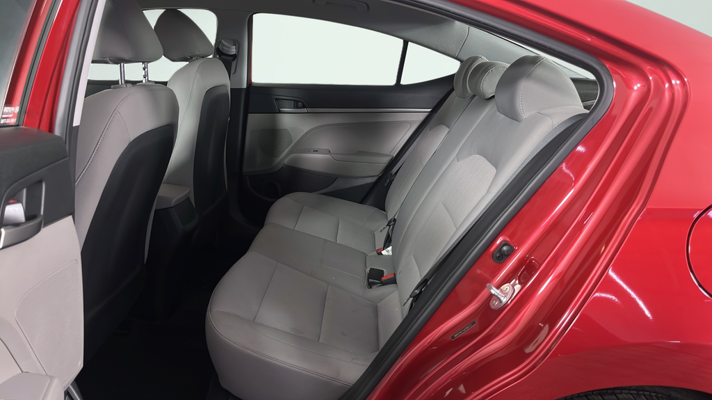 2018 Hyundai Elantra SE - Photo 16