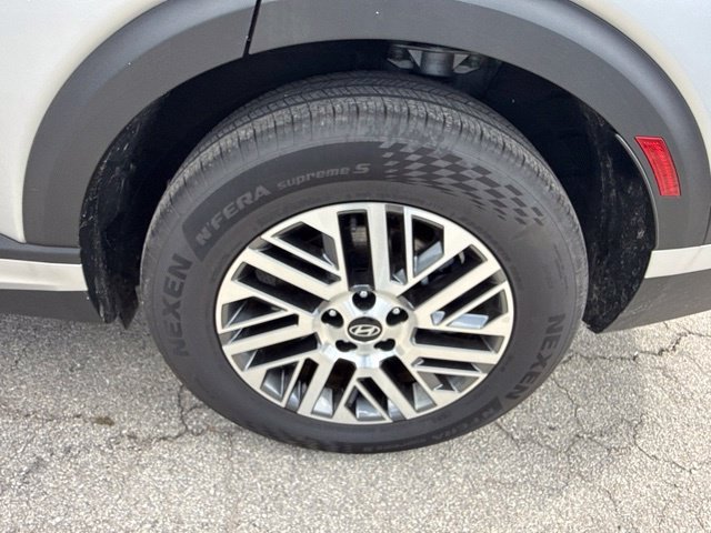 Used 2026 Silver Hyundai SEL image 31