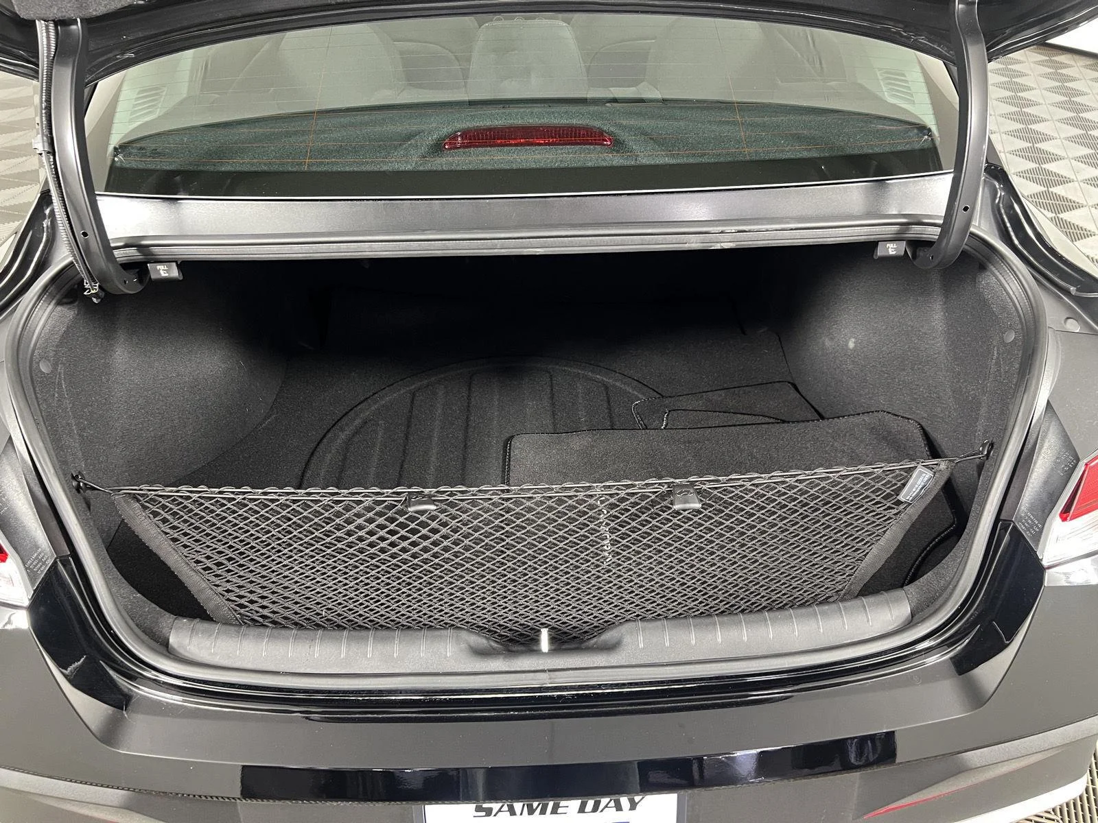 Used 2026 Abyss Black Hyundai SE image 13
