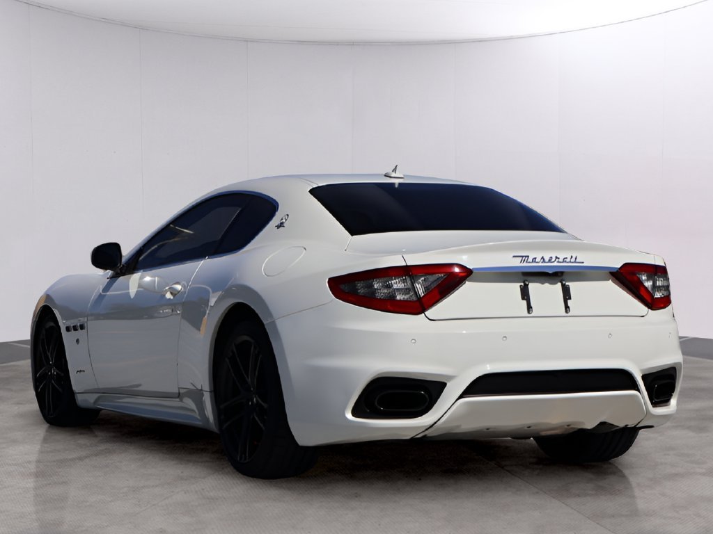 Used 2018 White Maserati Sport image 5