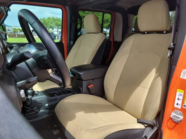 Used 2020 Orange Jeep Sport image 19