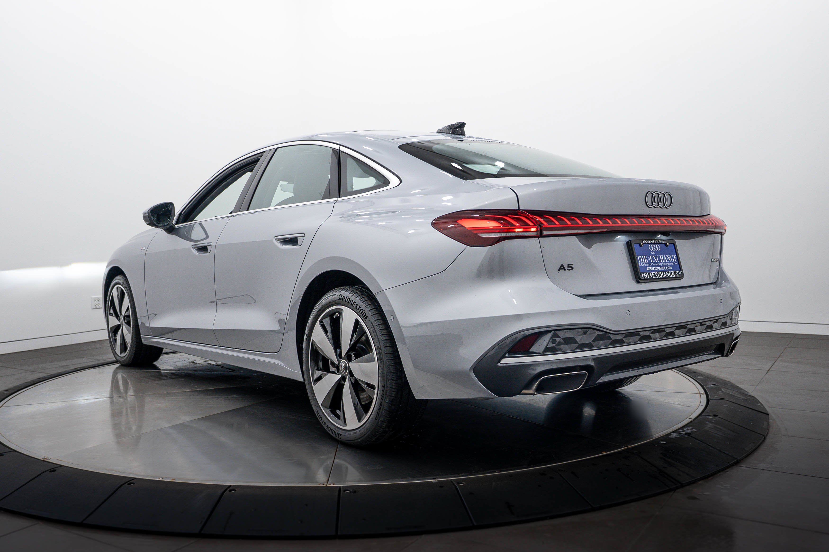 Used 2025 Florett Silver Metallic Audi Premium Plus image 5