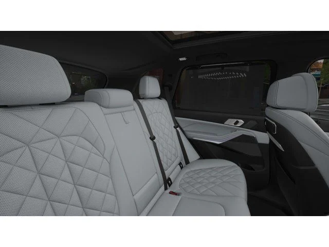 New 2026 Dravit Grey Metallic BMW xDrive50e image 12