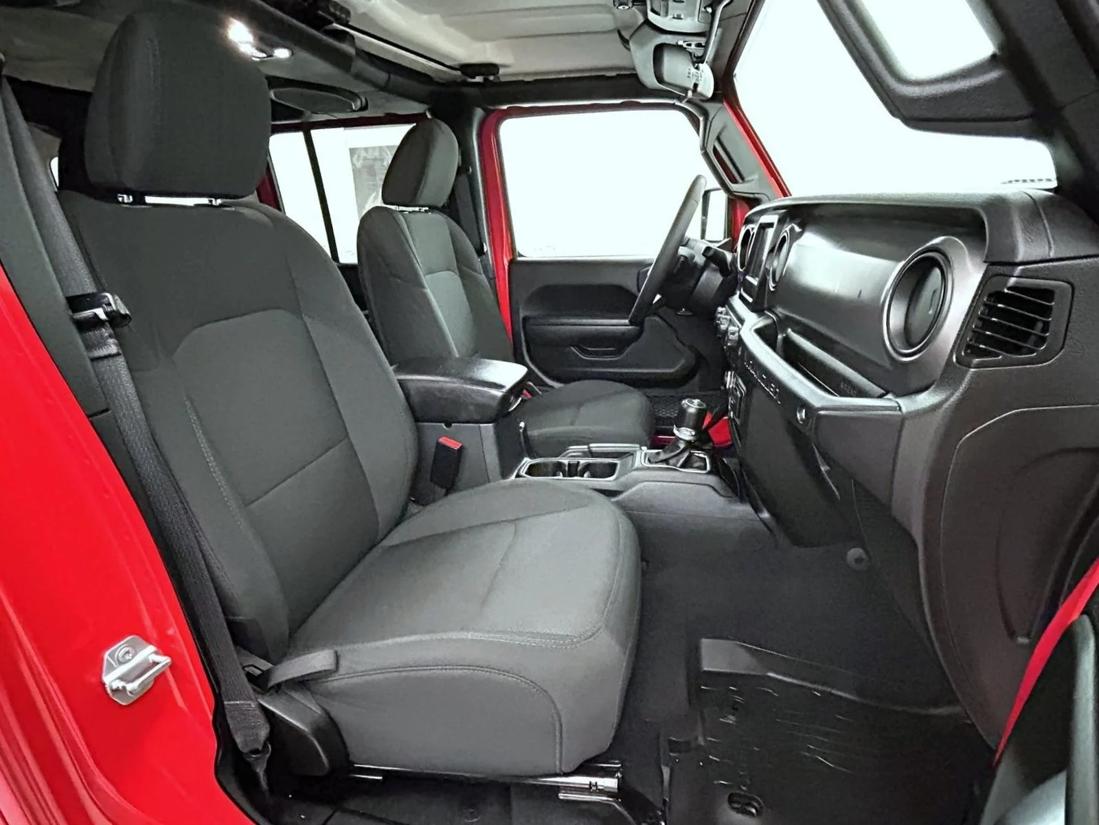 Used 2023 Red Jeep Sport S image 15