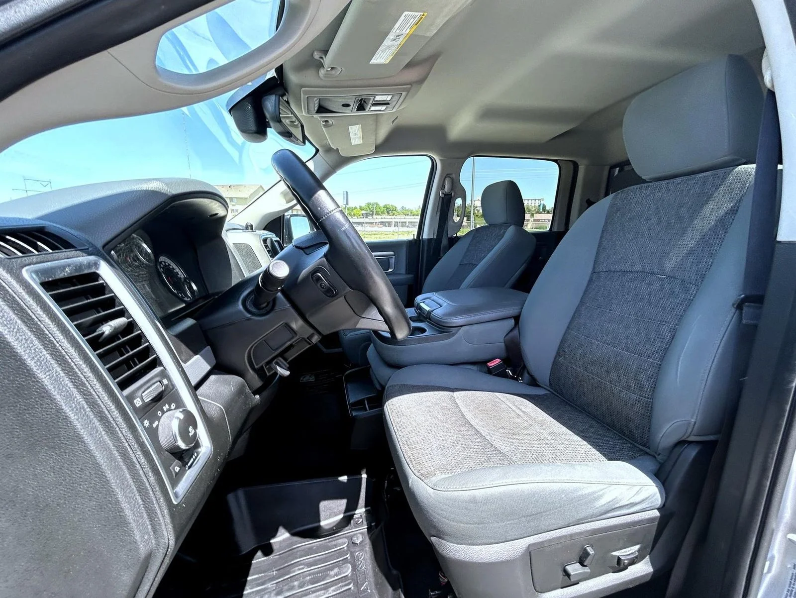 Used 2017 Silver Ram Big Horn image 10