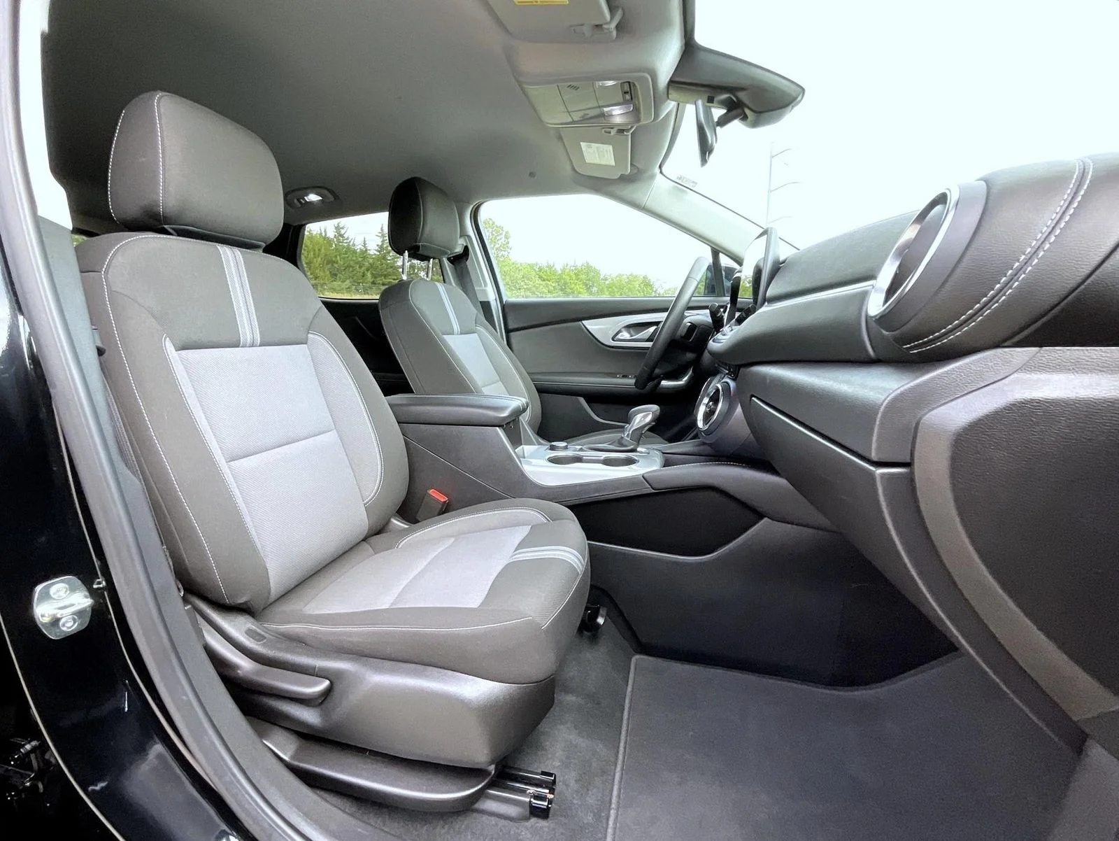 Used 2025 Black Chevrolet LT image 16