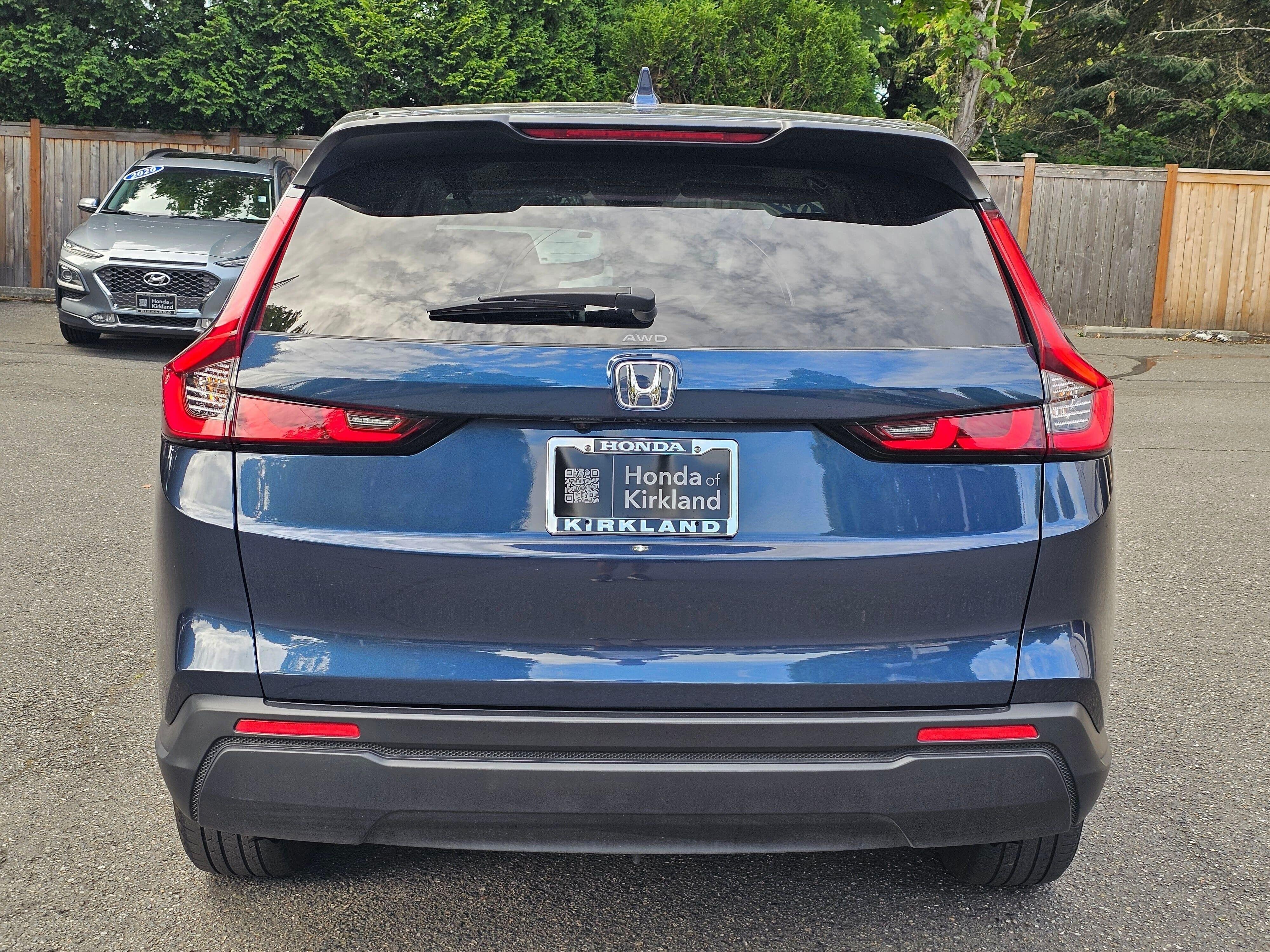 Used 2023 Canyon River Blue Metallic Honda EX image 6
