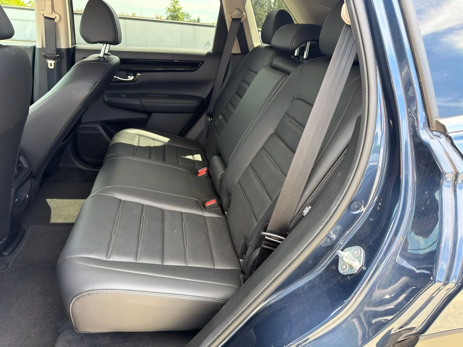 Used 2024 Canyon River Blue Metallic Honda EX-L image 8