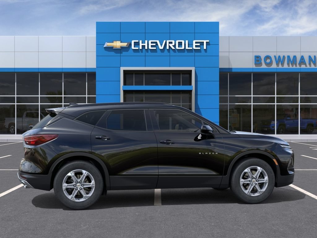 New 2026 Black Chevrolet 2LT image 5