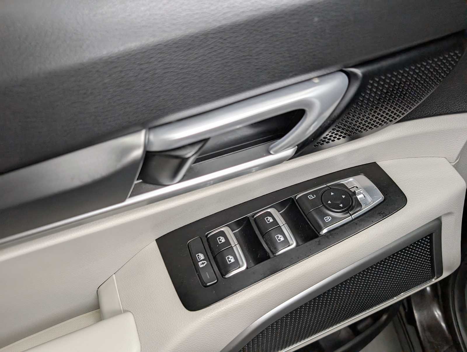 Used 2021 Black Copper Kia S image 41