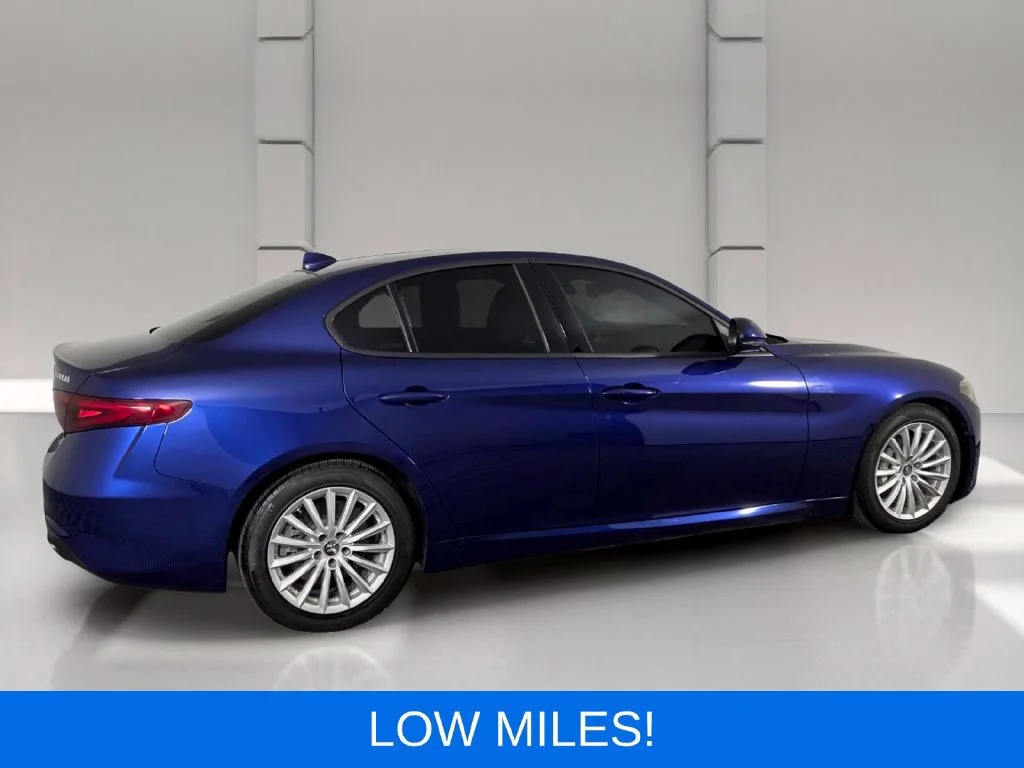 Used 2022 Anodized Blue Metallic Alfa Romeo Sprint image 4