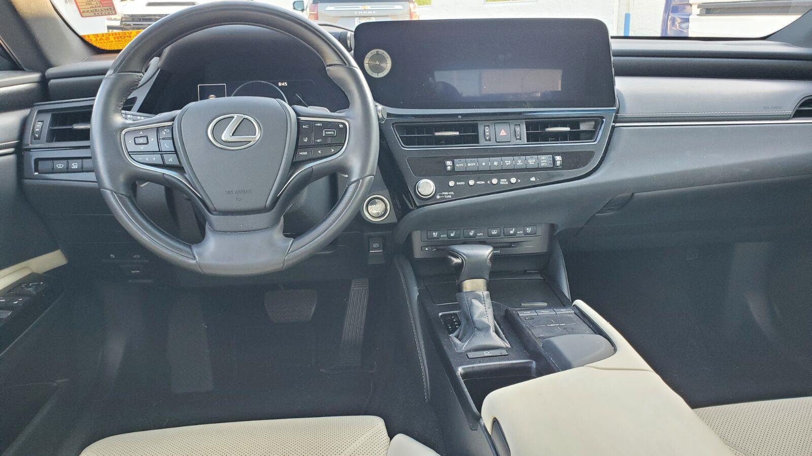 Used 2022 Eminent White Pearl Lexus ES 350 Ultra Luxury image 7