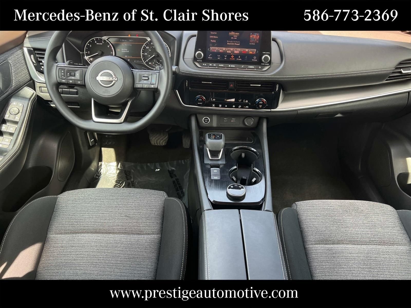 Used 2022 Gray Nissan SV image 16