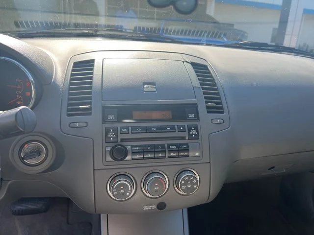 Used 2006 Silver Nissan 2.5 S image 14
