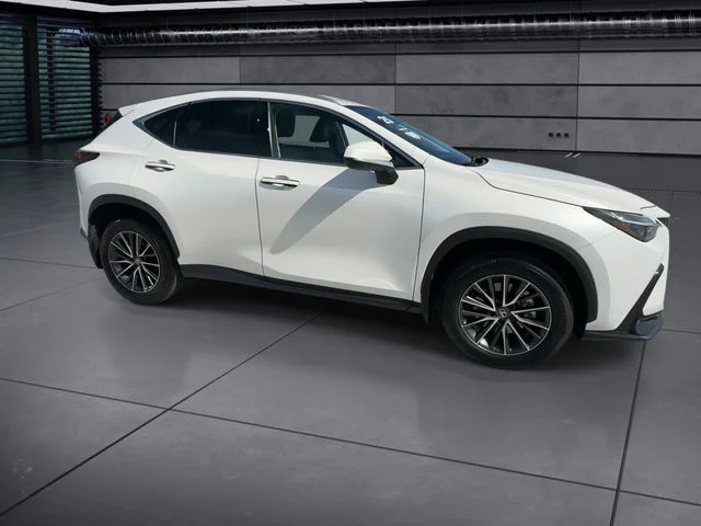 Used 2025 White Lexus 350 Premium image 2