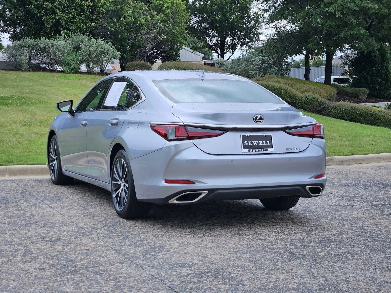Certified Used 2025 IRIDIUM Lexus  image 3