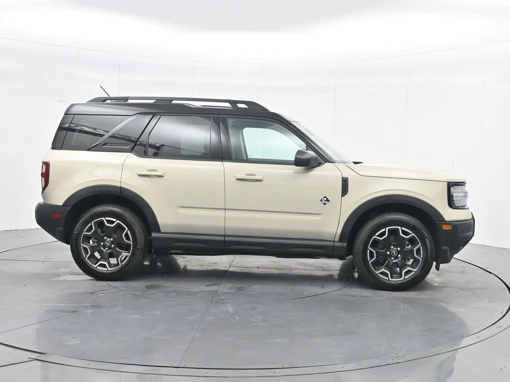 New 2025 Desert Sand Ford Outer Banks® image 6