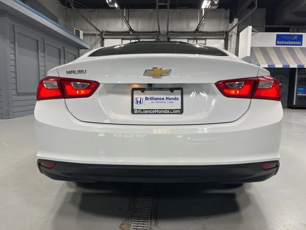 Used 2020 Summit White Chevrolet LS image 6