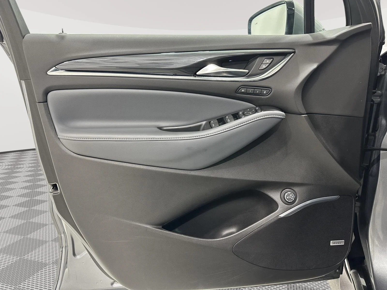 Used 2021 Includes Pitch Dark Night lower exterior accent color.) Buick Premium image 20