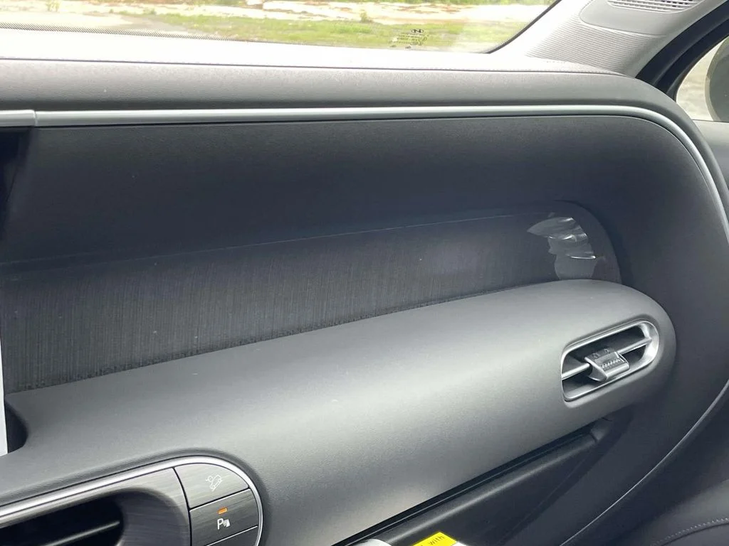 New 2026 Silver Hyundai SEL Premium image 30