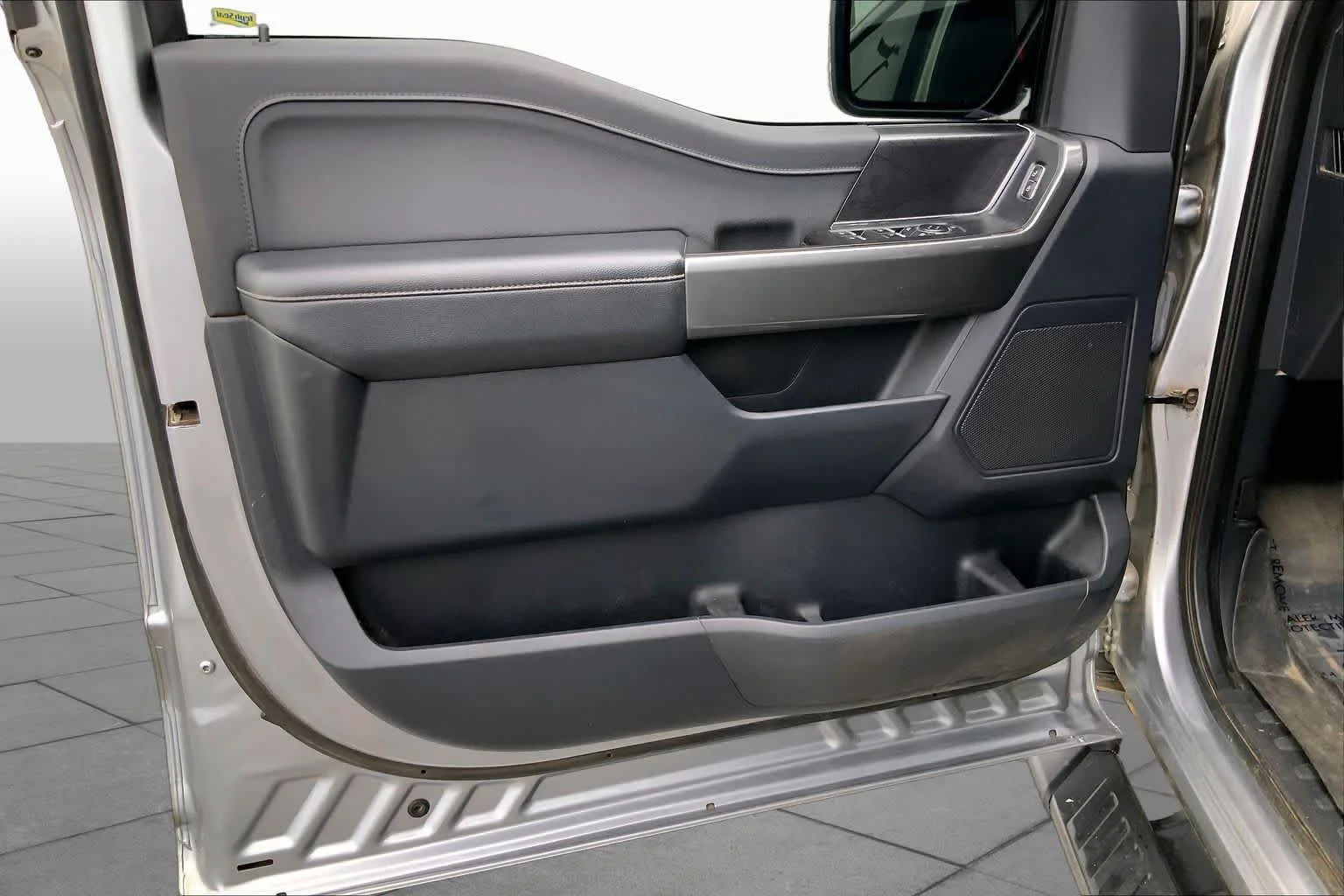 Used 2022 Iconic Silver Metallic Ford XLT image 20