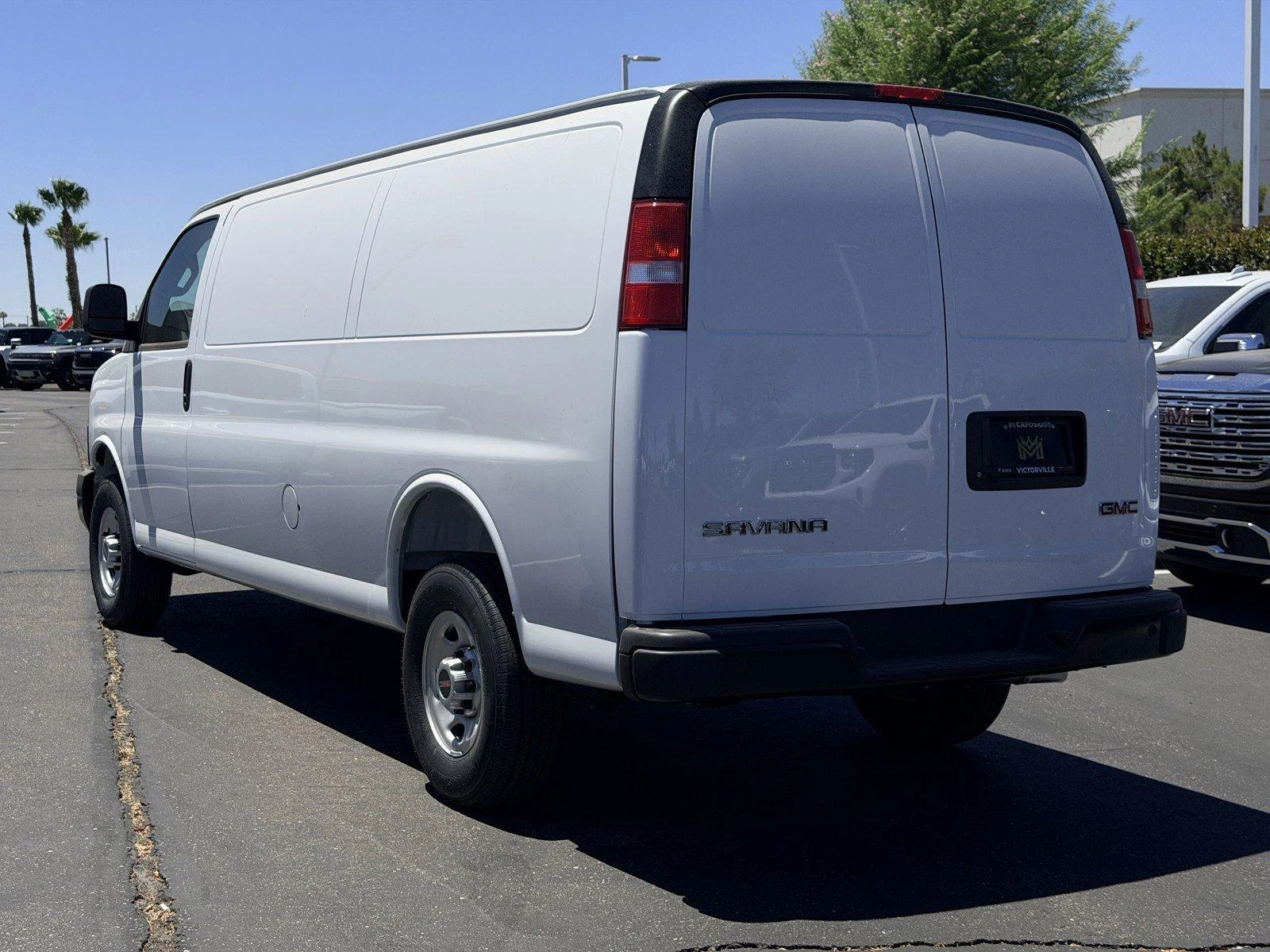 New 2026 Summit White GMC Work Van image 4