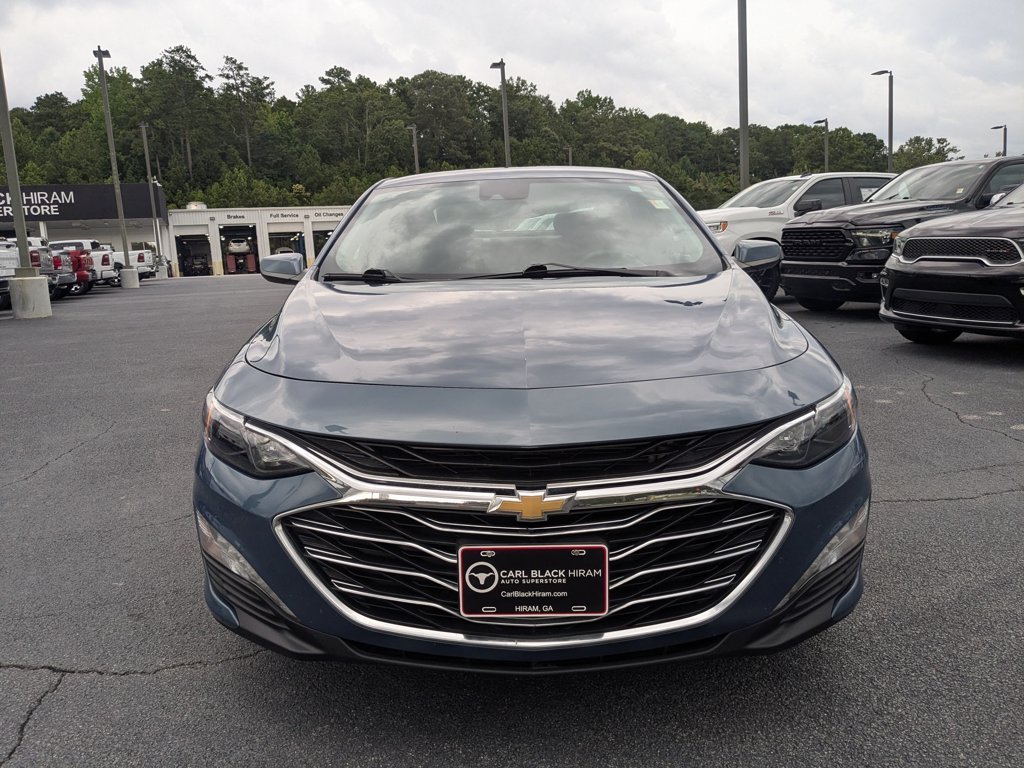 Used 2024 Lakeshore Blue Metallic Chevrolet LT image 2