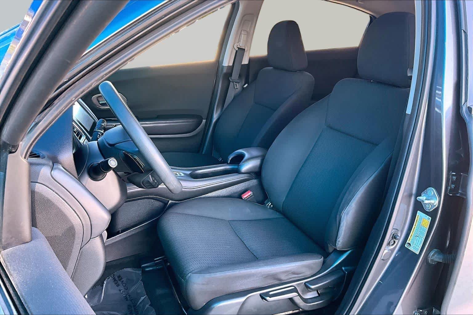 Pre-Owned 2018 Honda HR-V EX