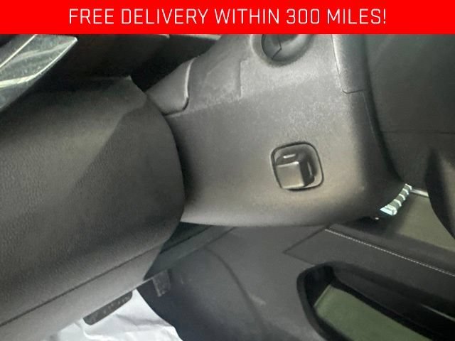 Certified Used 2025 White Frost Tricoat GMC Denali image 9