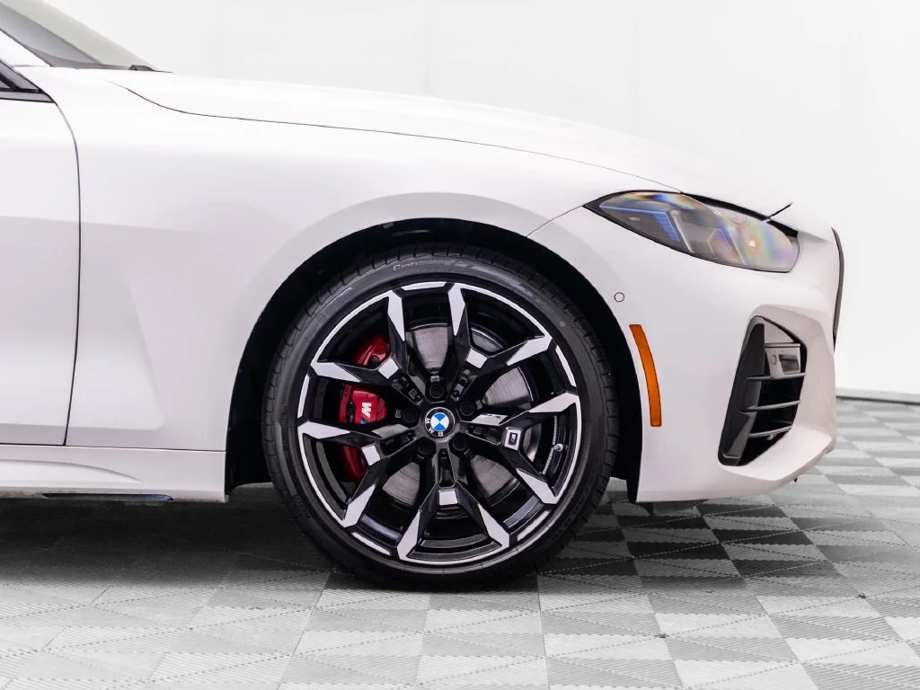 Used 2026 White BMW M440i xDrive image 34