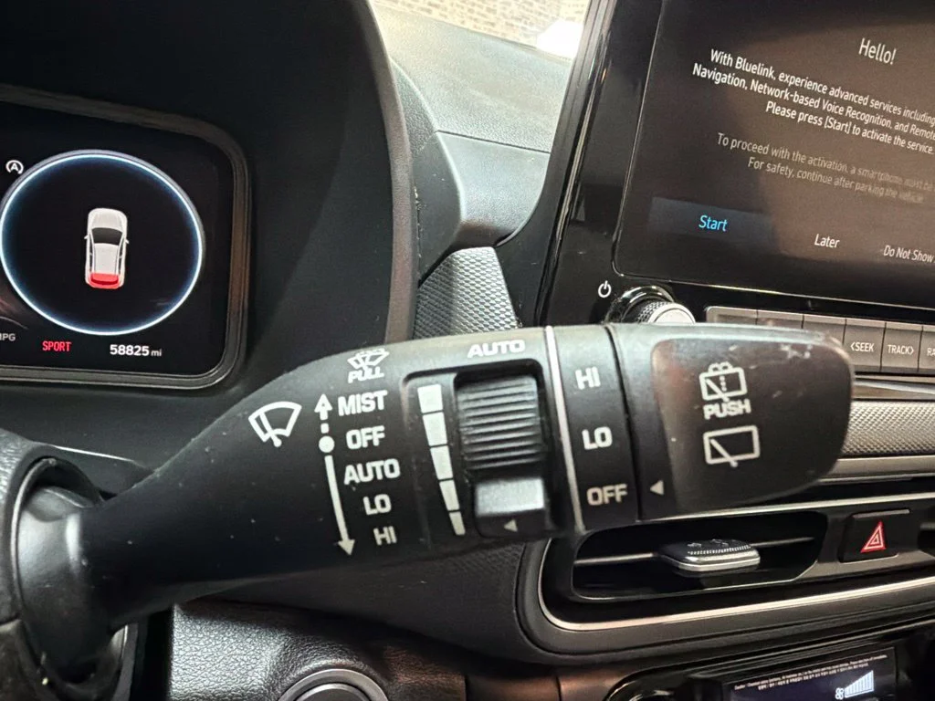 Used 2023 Ecotronic Gray Hyundai Limited image 35